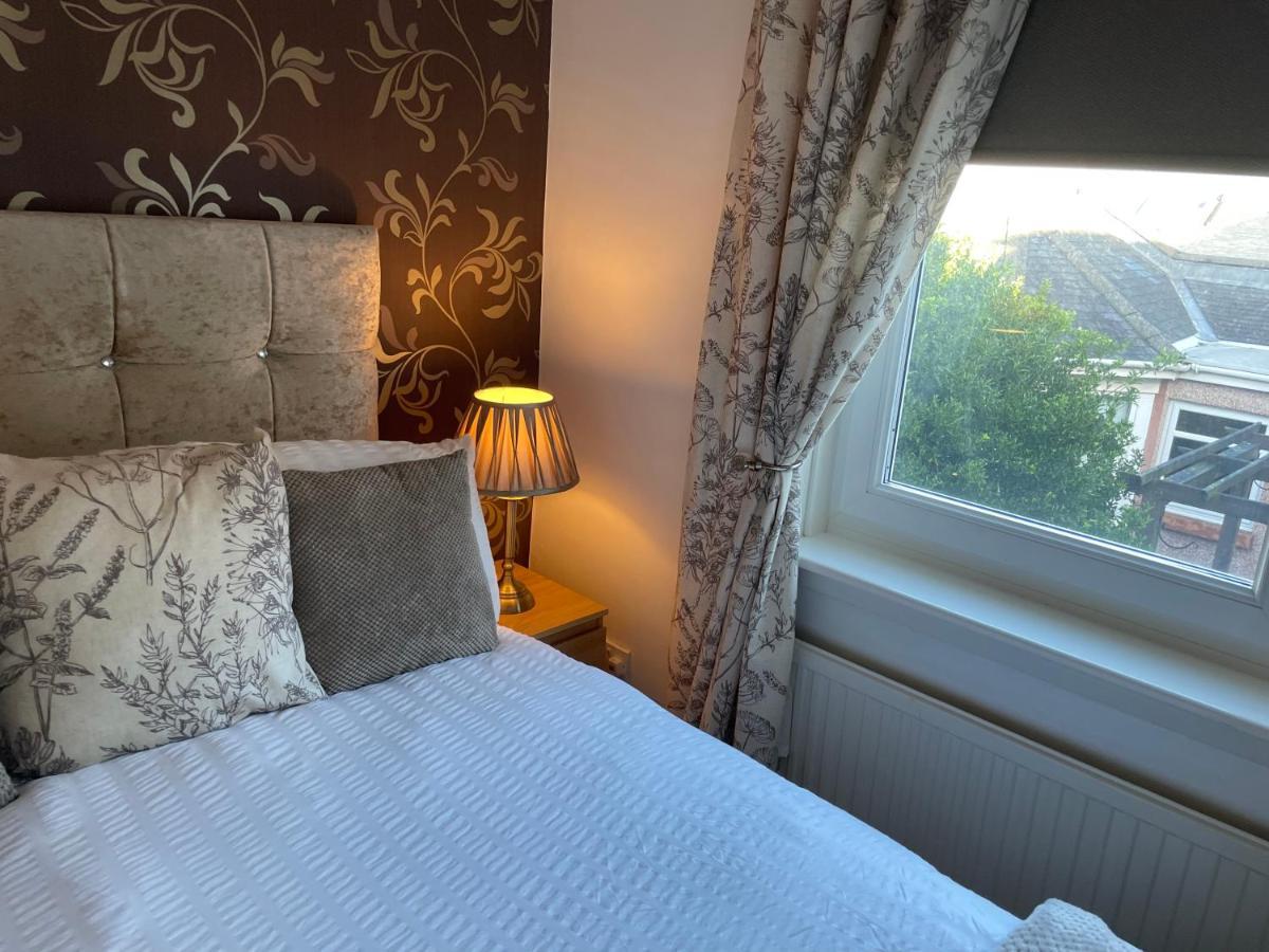 Beechwood Ensuite Guest House Ayr Exteriör bild